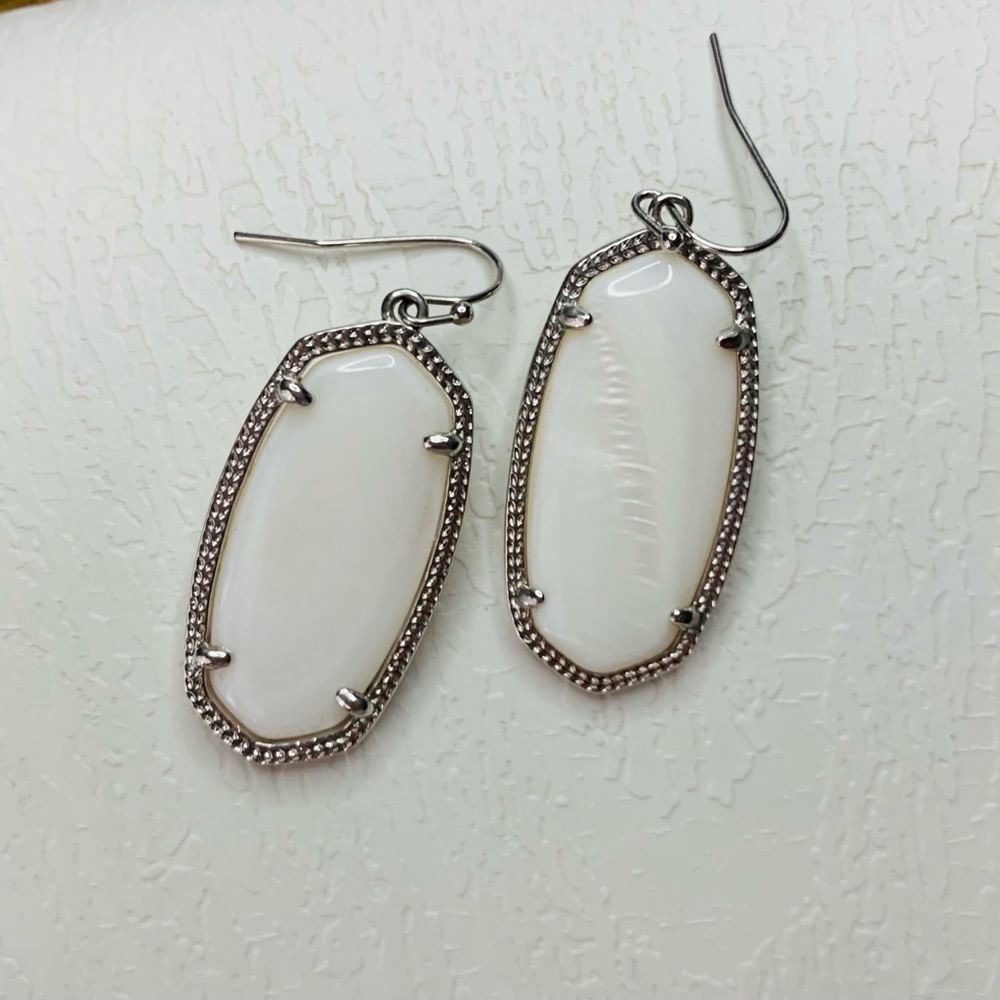 Kendra Scott “Elle” earrings in white